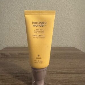 Haruharu Wonder Daily Sunscreen